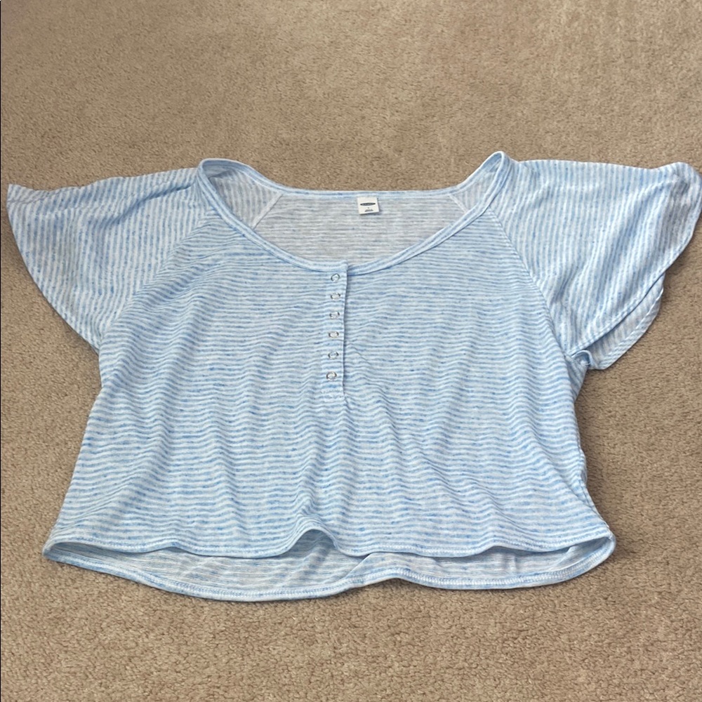 Old Navy tee